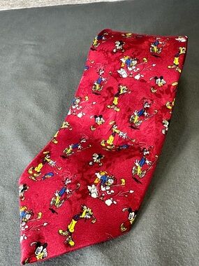 Mickey Mouse Goofy Donald Duck playing Golf Red Tie from The Disney Store